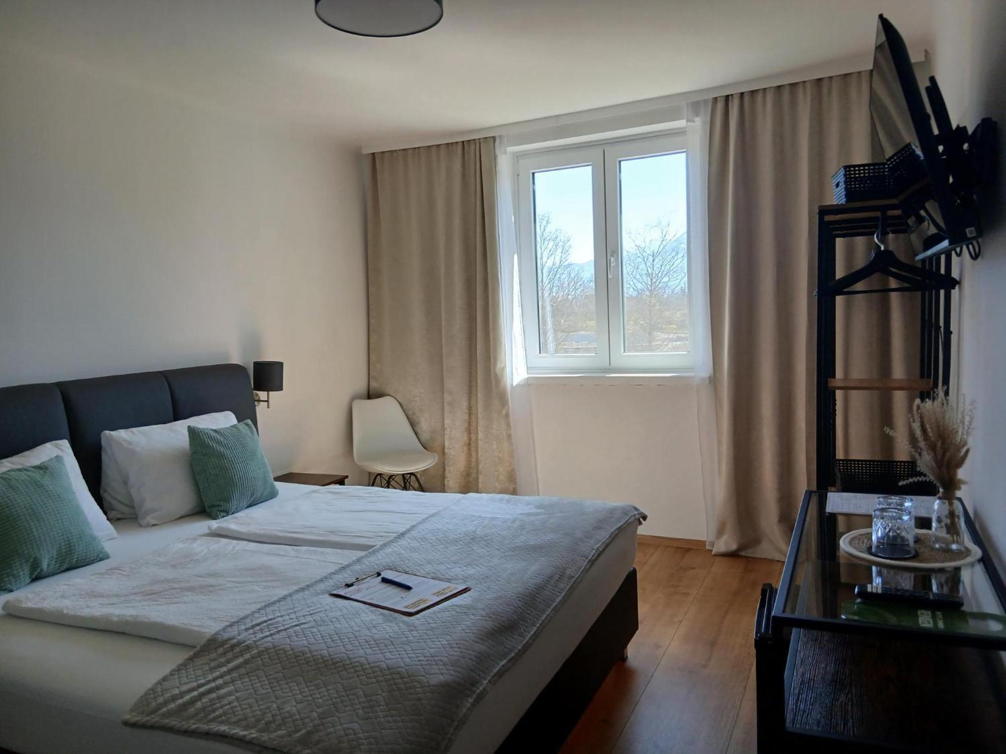 Hotel Fuchs & Hase Self Check In Rosegg Kültér fotó